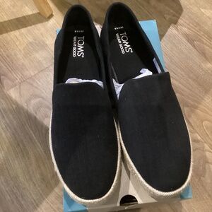 TOMS Carolina Black Heavy Twill Espadrilles size 8.5